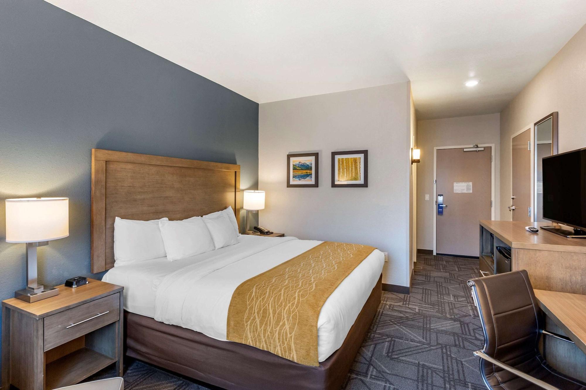 Comfort Inn & Suites Salt Lake City Airport Bagian luar foto