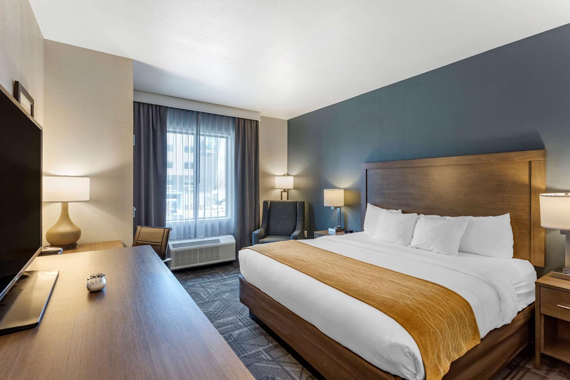 Comfort Inn & Suites Salt Lake City Airport Bagian luar foto