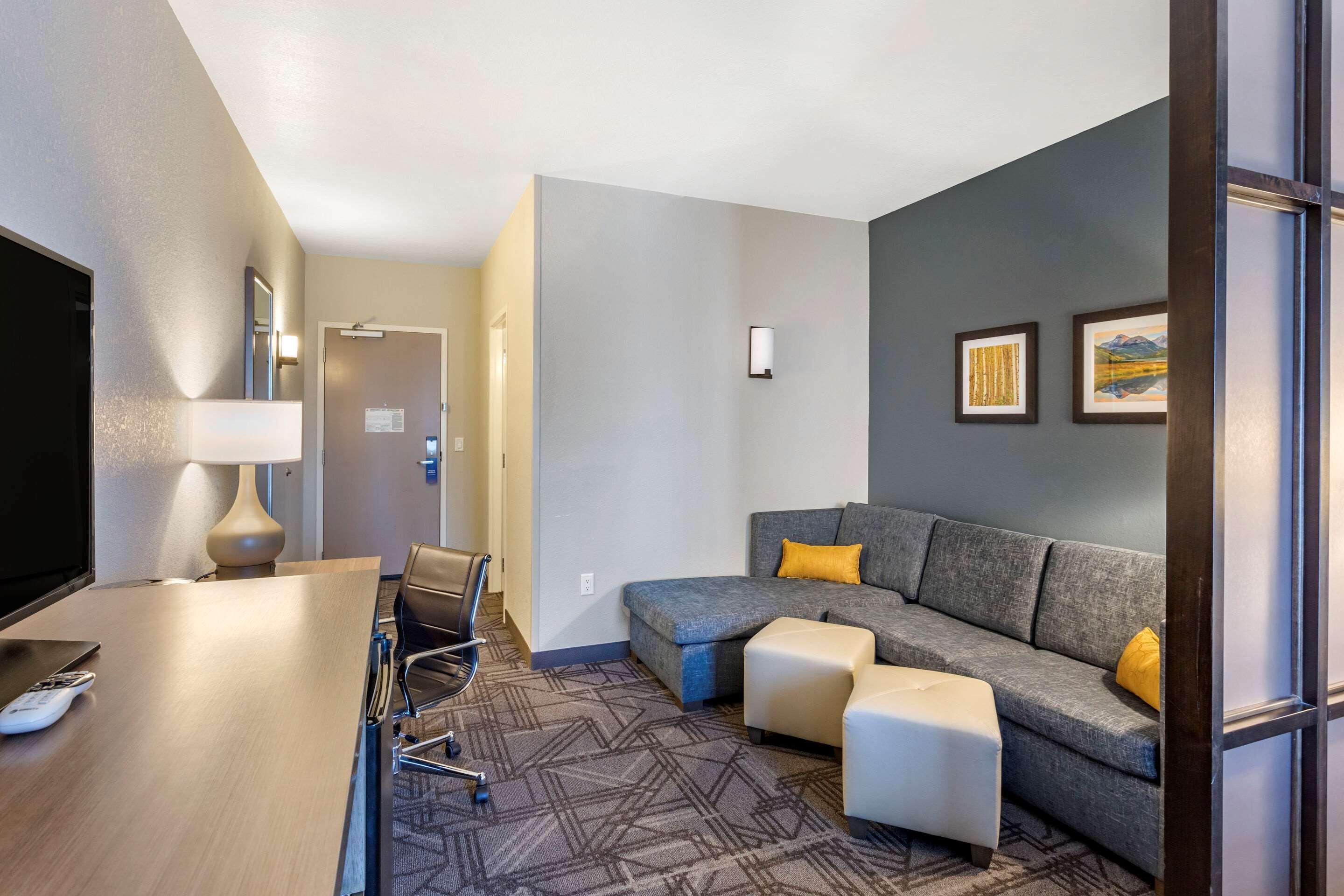 Comfort Inn & Suites Salt Lake City Airport Bagian luar foto