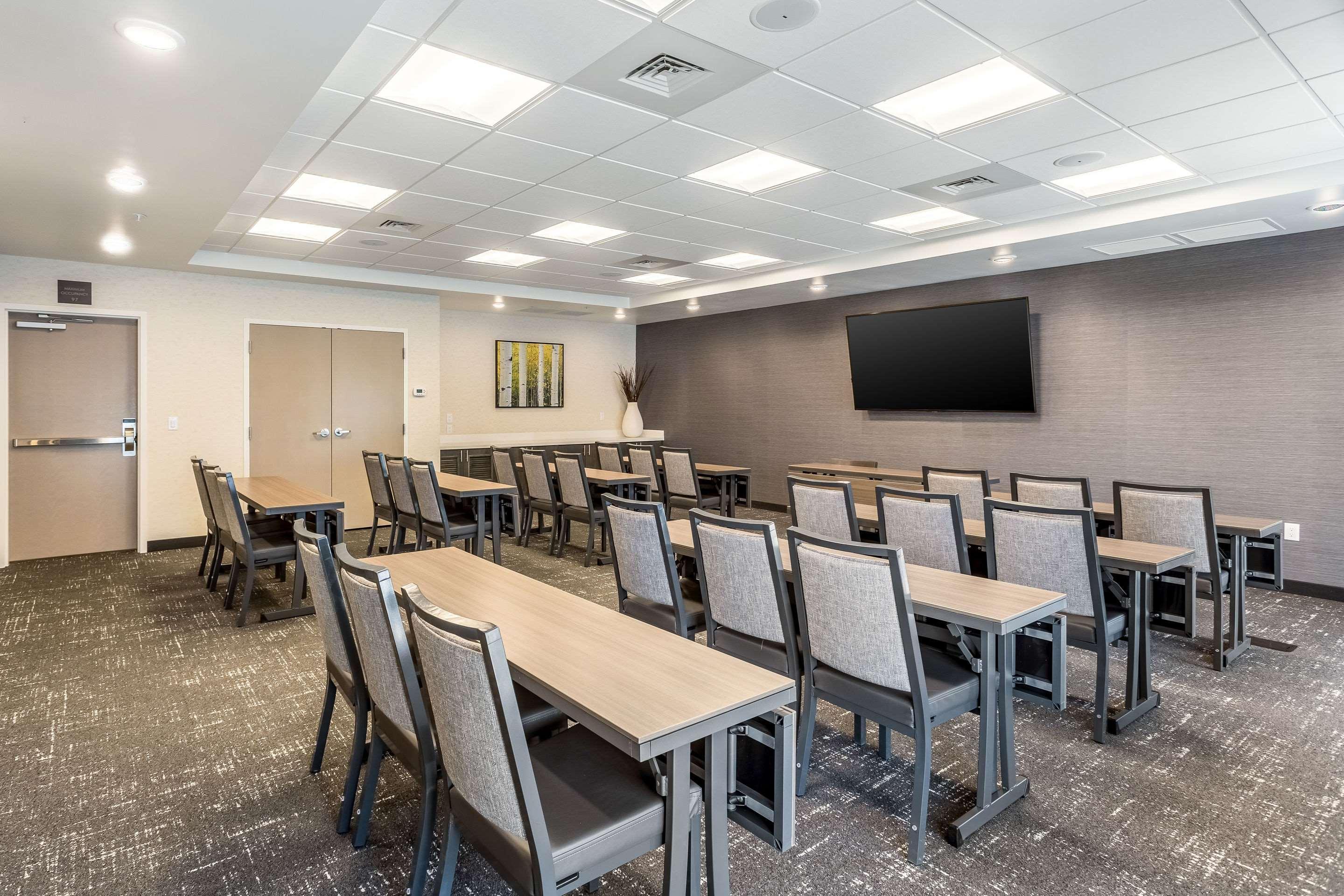 Comfort Inn & Suites Salt Lake City Airport Bagian luar foto