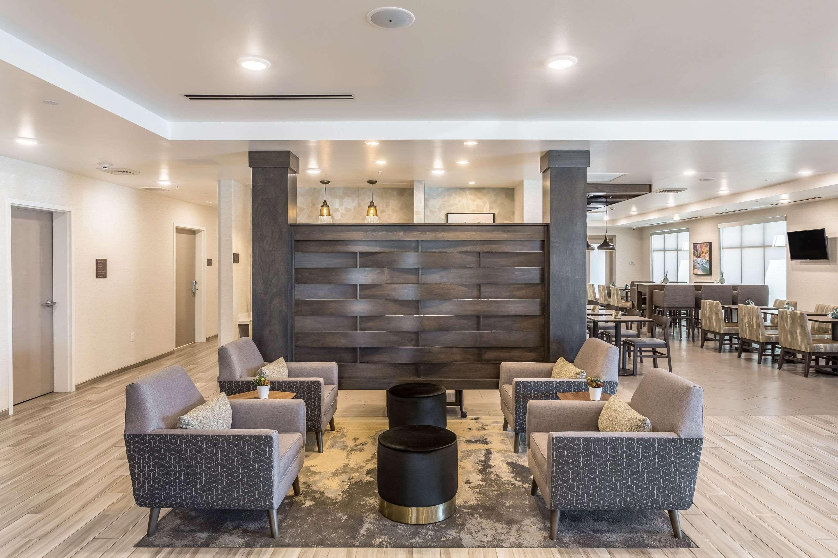 Comfort Inn & Suites Salt Lake City Airport Bagian luar foto