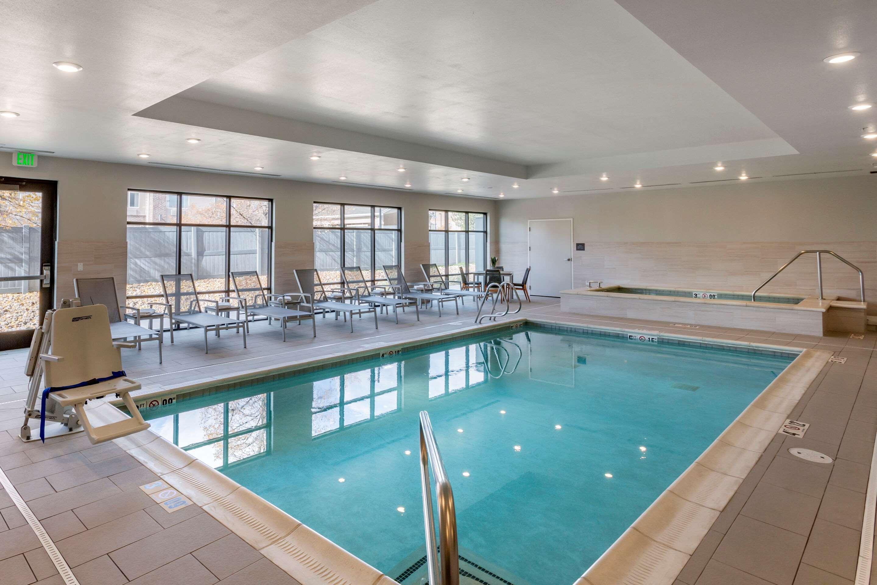 Comfort Inn & Suites Salt Lake City Airport Bagian luar foto