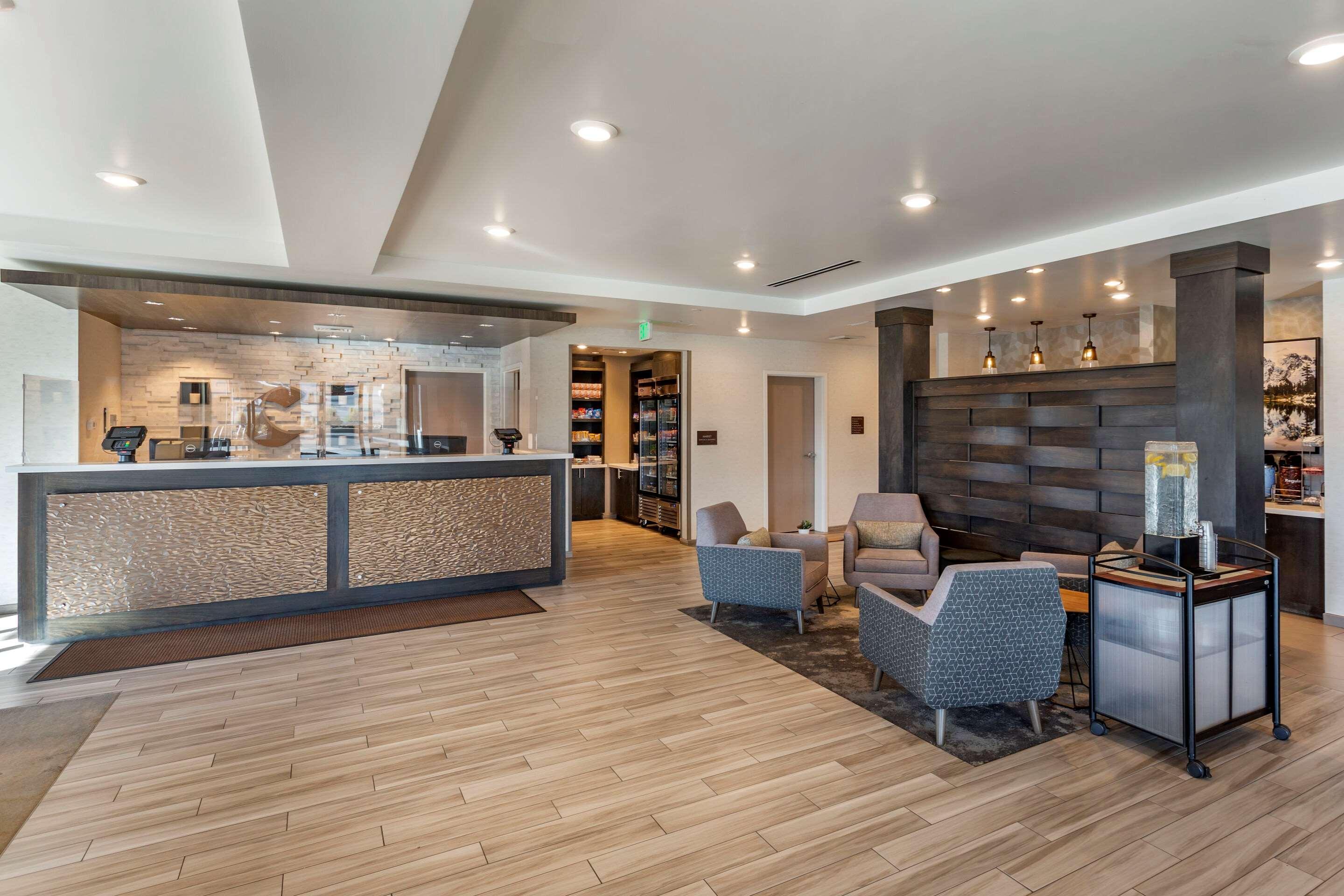 Comfort Inn & Suites Salt Lake City Airport Bagian luar foto
