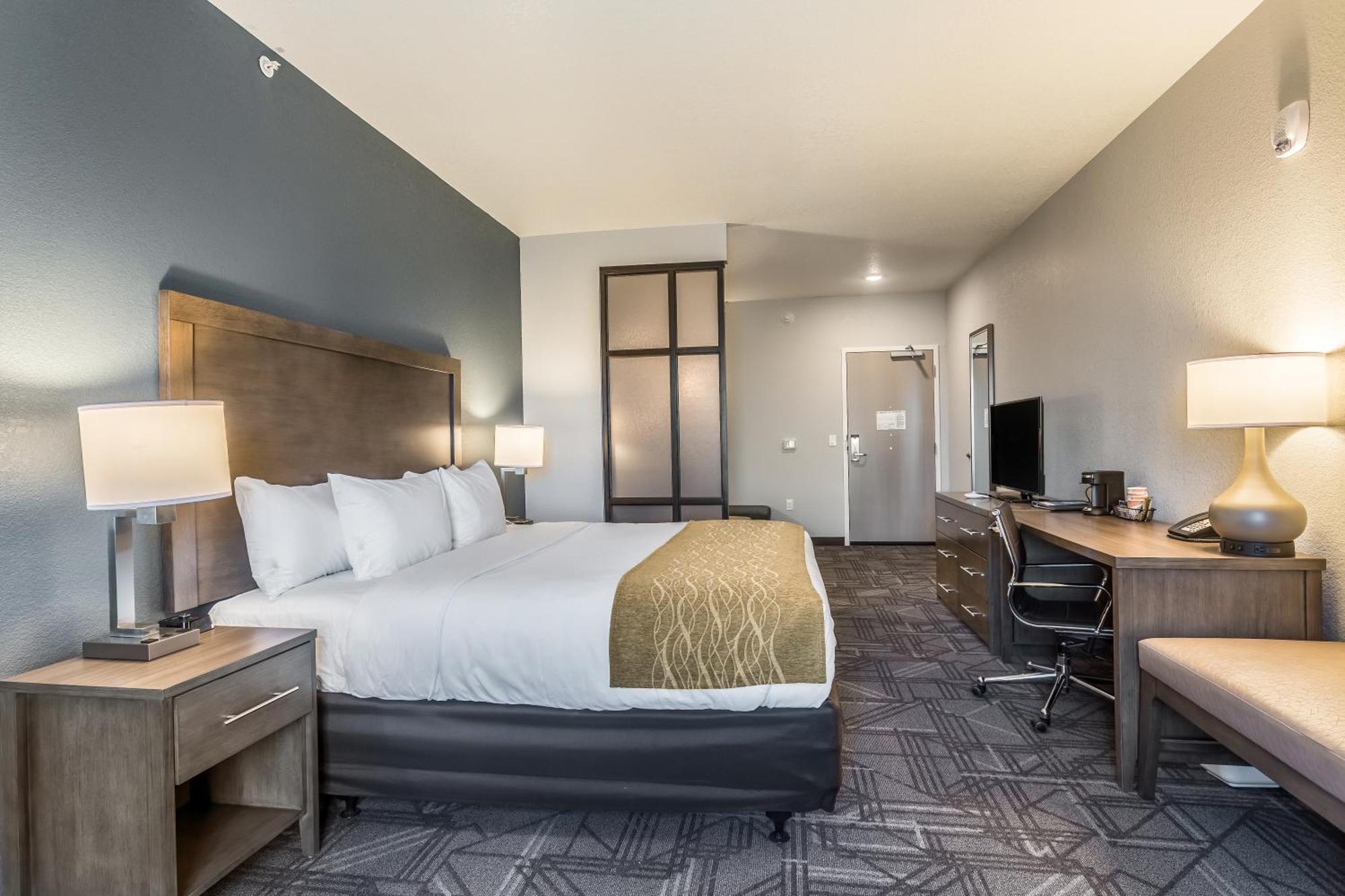 Comfort Inn & Suites Salt Lake City Airport Bagian luar foto