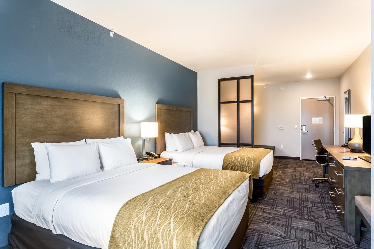Comfort Inn & Suites Salt Lake City Airport Bagian luar foto