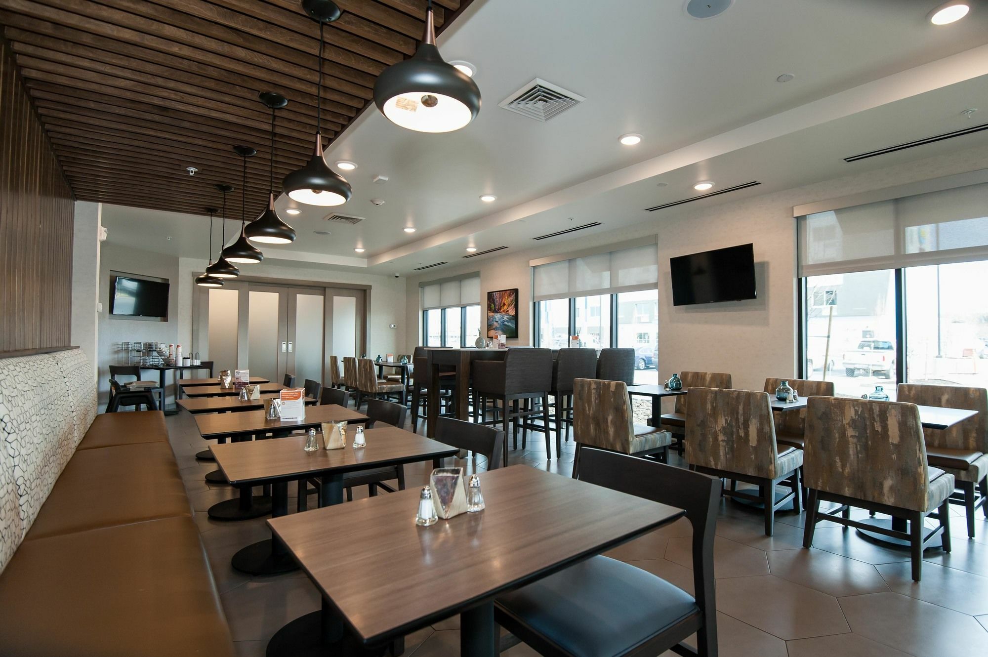 Comfort Inn & Suites Salt Lake City Airport Bagian luar foto
